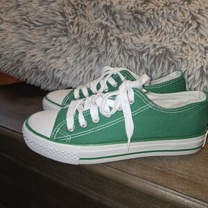 Women's Green Canvas Sneakers